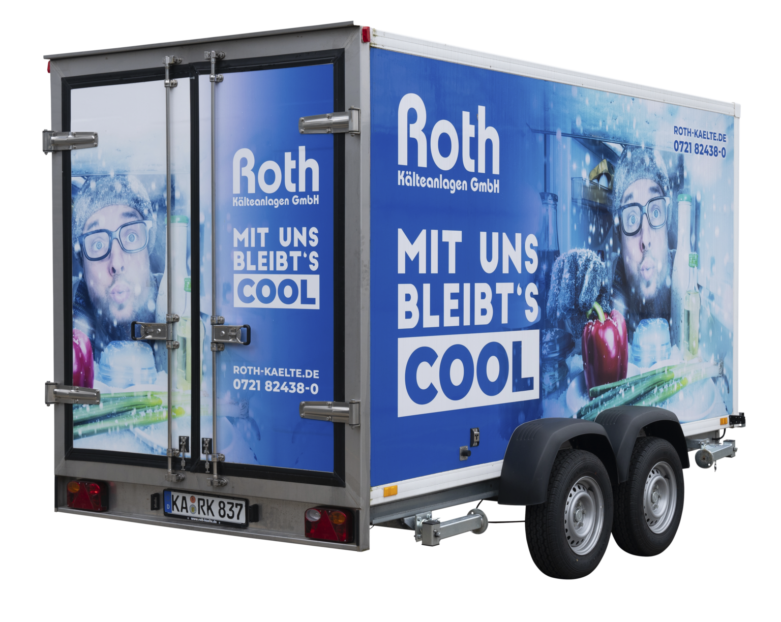 Ein bedruckter Kühlanhänger der Roth Kältetechnik GmbH in Karlsruhe